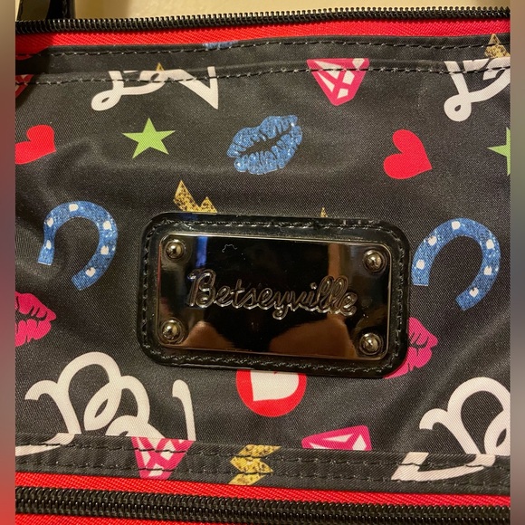 Betseyville by Betsey Johnson Large Padded Initial Tote - Picture 11 of 11